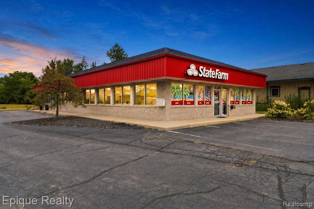 360 E Grand Blanc Road — photo