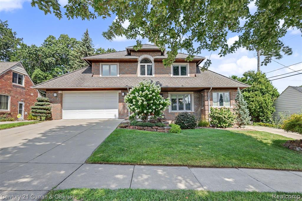22628 Nash Street — photo