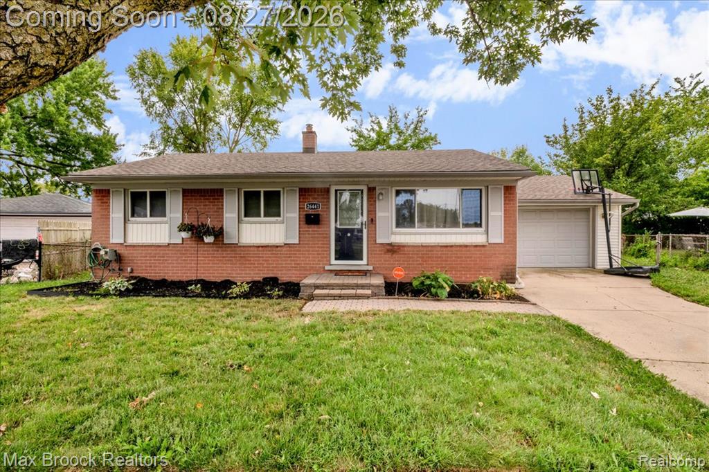 26441 Roberta Street — photo
