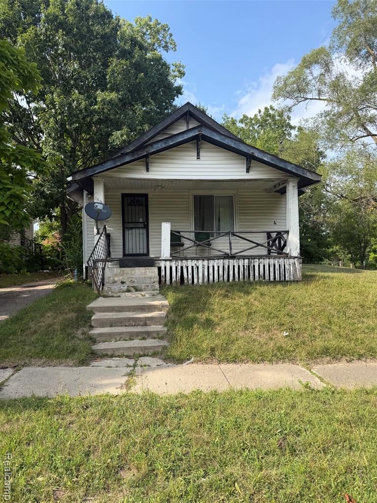 353 E Van Wagoner Avenue — photo