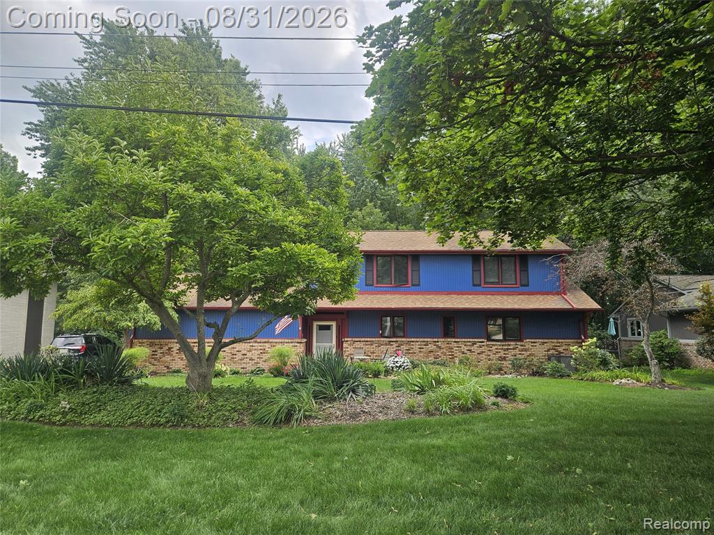 1269 Beemer Court — photo