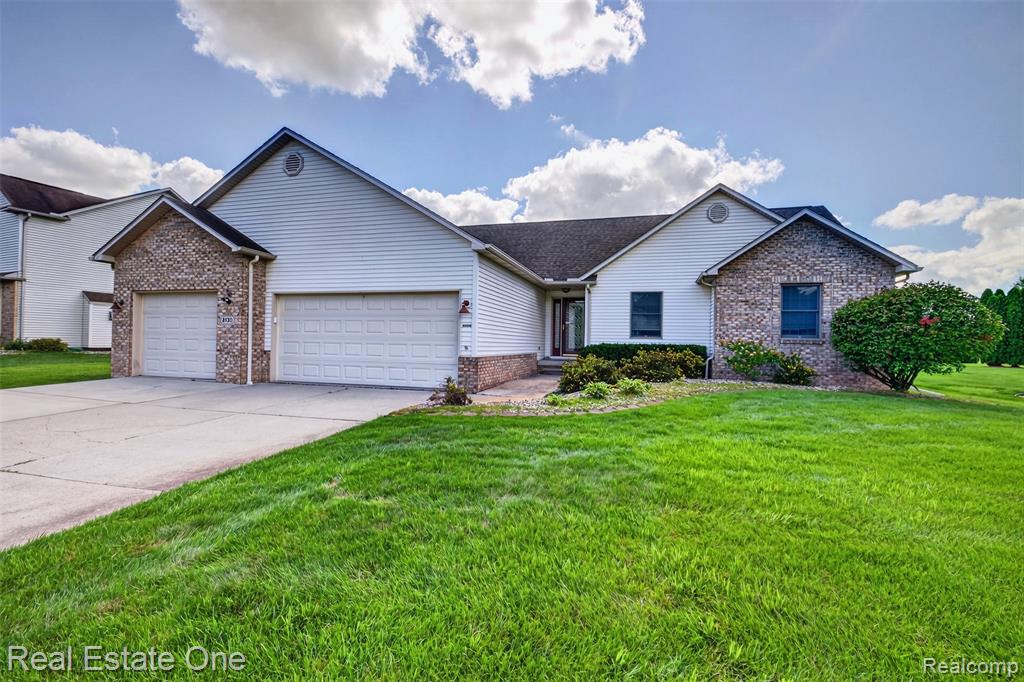 8150 Boulder Drive — photo