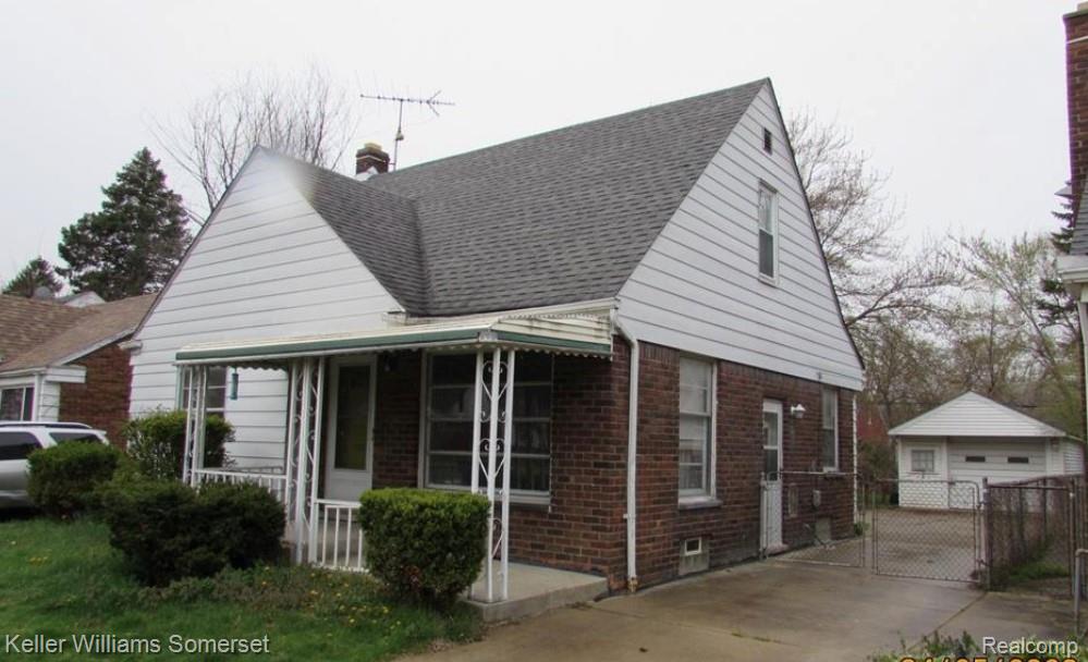 11461 Balfour Road — photo