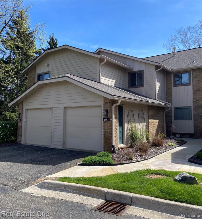 6463 Maple Hills Lane — photo