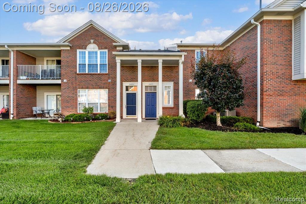 51677 Hale Lane 122 — photo