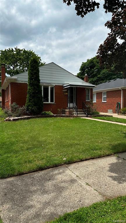 8243 Virgil Street — photo