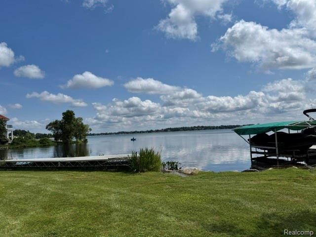 1809 S Windside Drive — photo