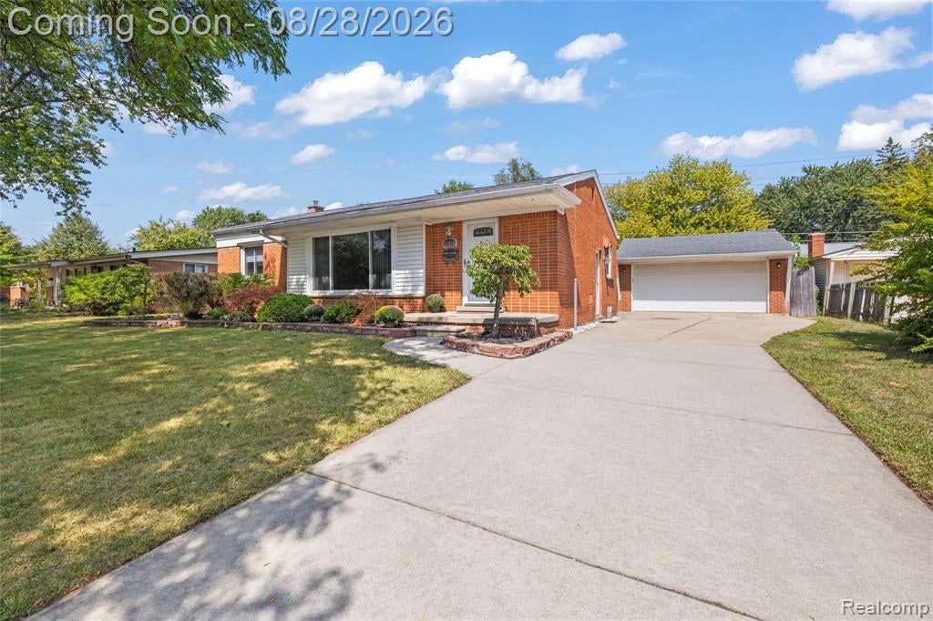 31528 Alabama Street — photo