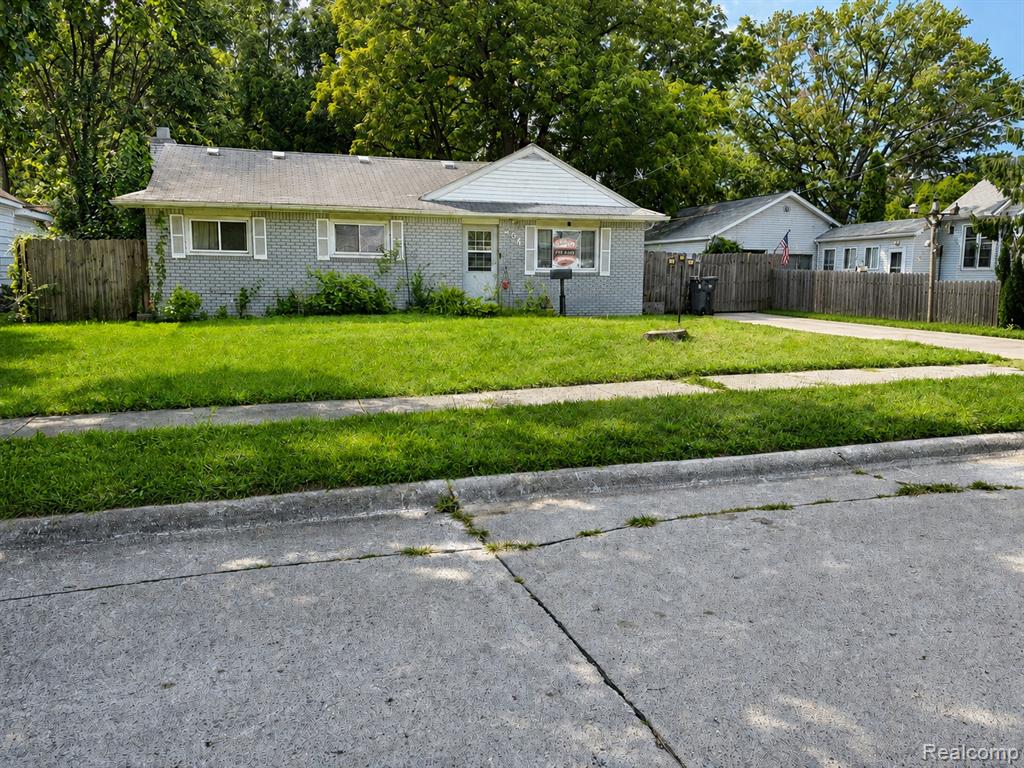 264 Helen Street — photo