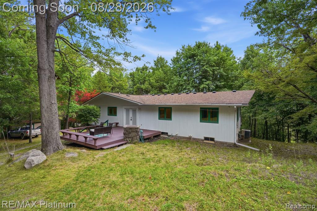 2420 Shagbark — photo