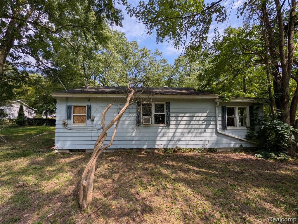 965 Orion Terrace — photo