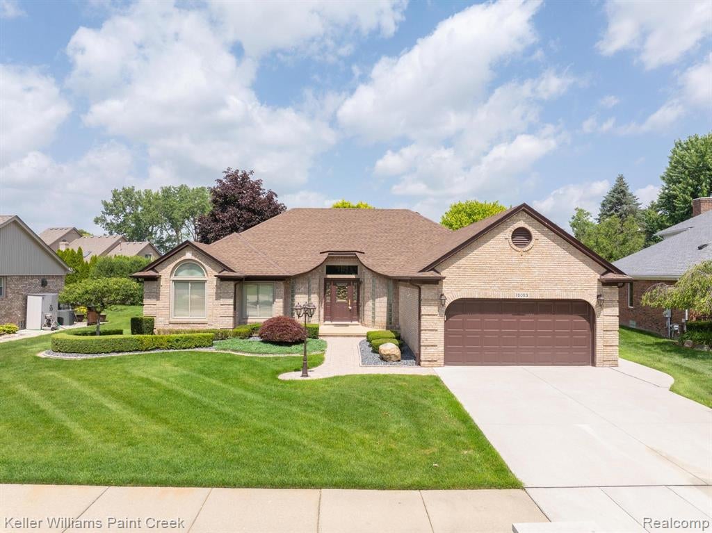 15053 Hillcrest Lane — photo
