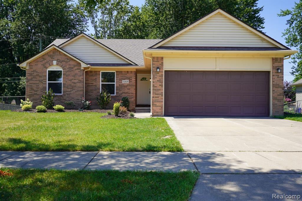 51819 Kings Pointe Drive — photo