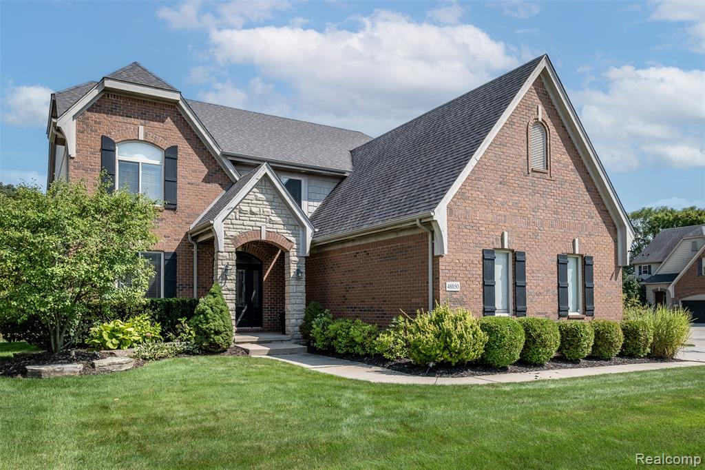 48850 Austrian Pine Drive, Macomb, MI 48044 — photo 2