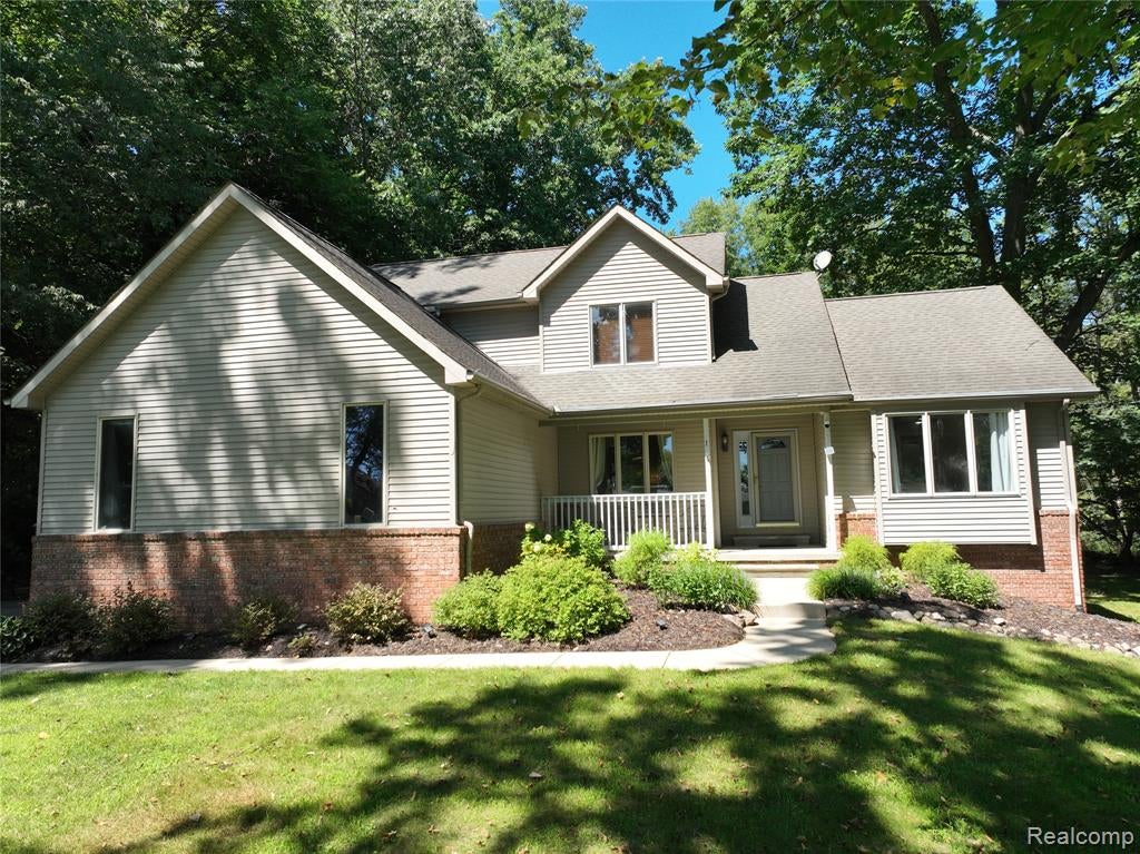 5307 Edgelake Drive — photo
