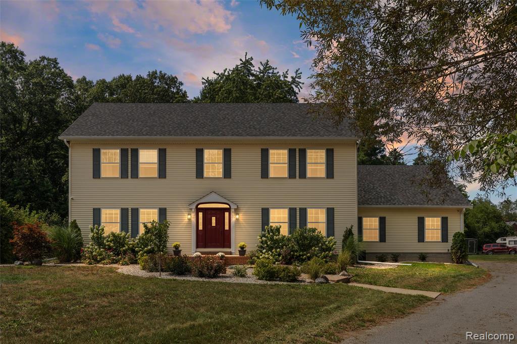 21280 Merriman Road, New Boston, MI 48164
