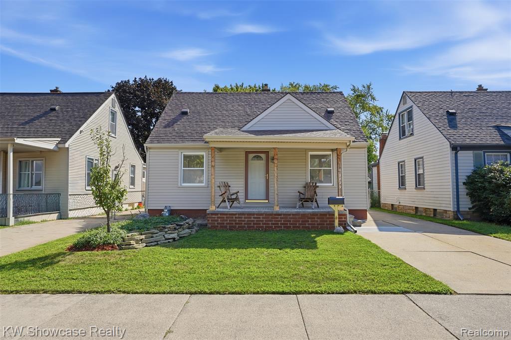 3829 Williams Street — photo