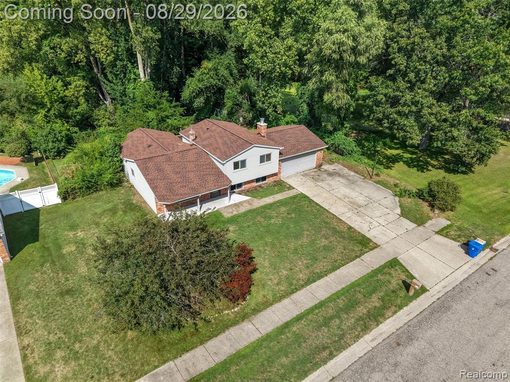 2877 Burgess Hill Drive — photo