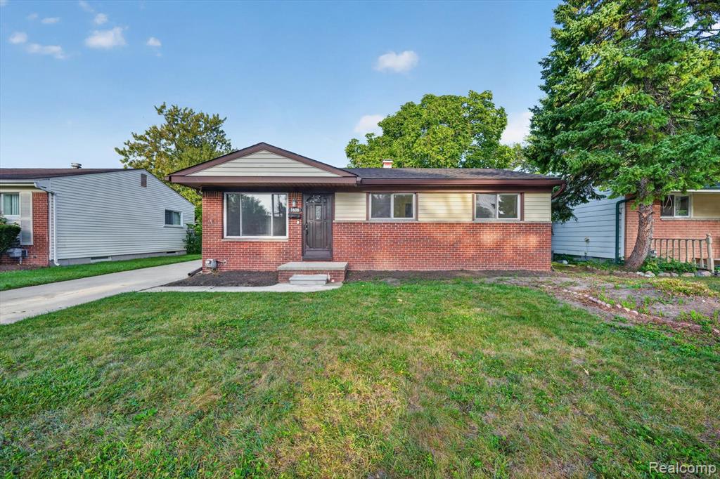 1608 Gloria Street — photo