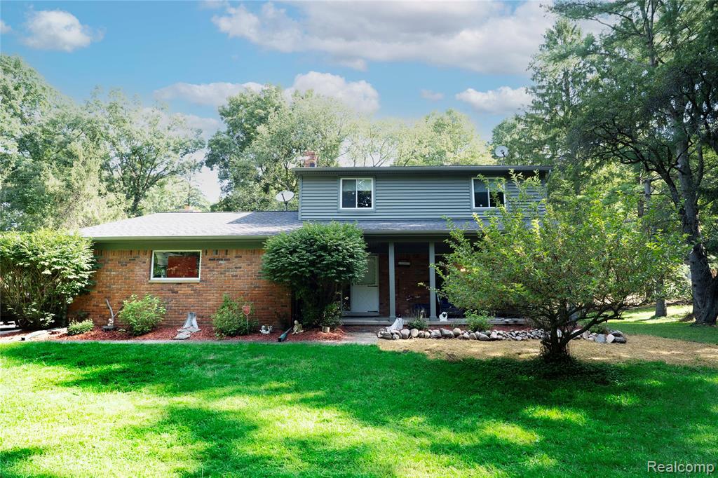 11060 Clark Road — photo