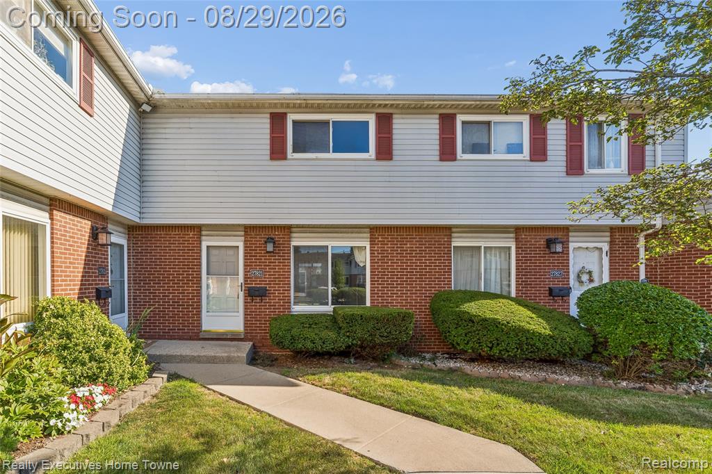 27821 Eastwick Sq — photo