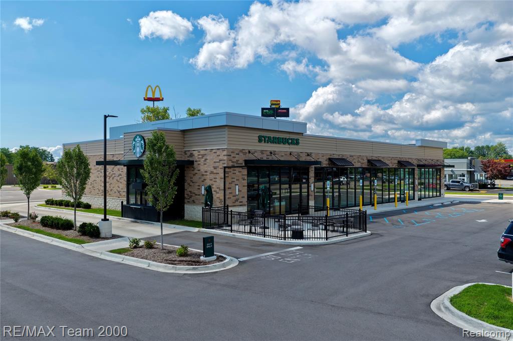 1224 N Dixie Highway — photo