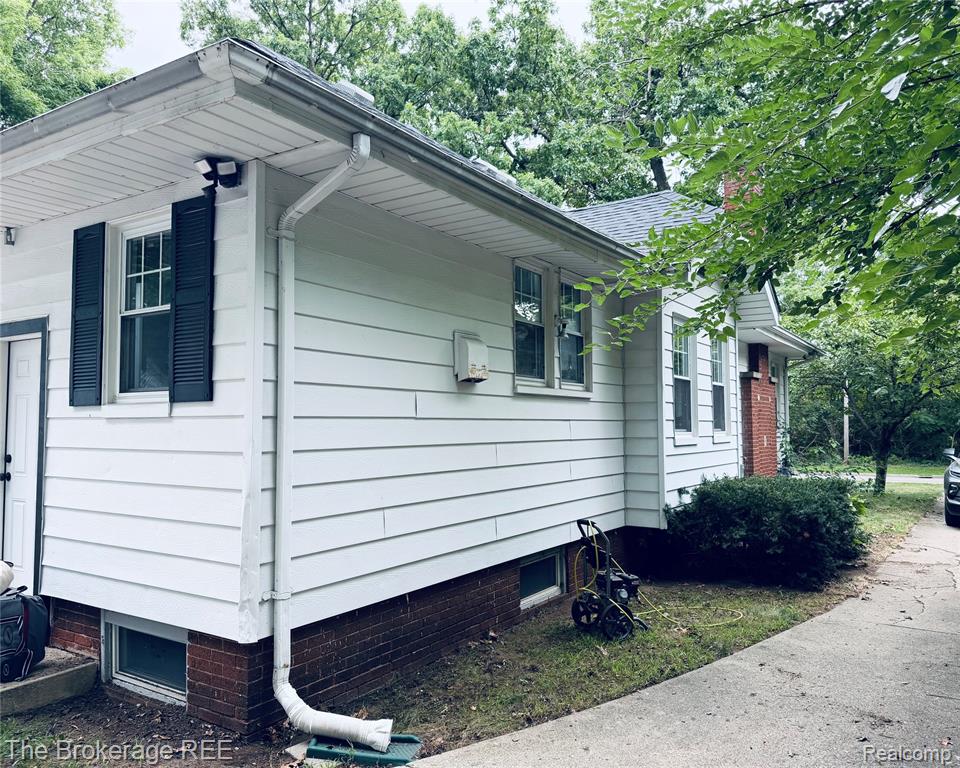 827 E Main Street, Flushing, MI 48433 — photo 2