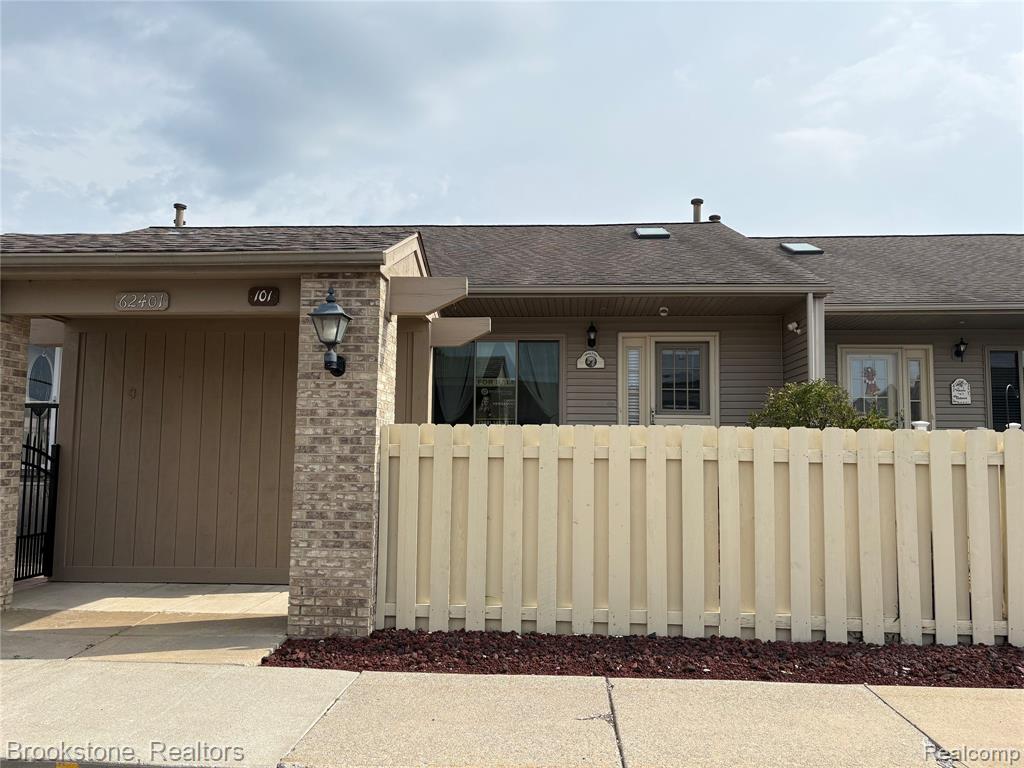 62401 Raleigh Court 4 — photo