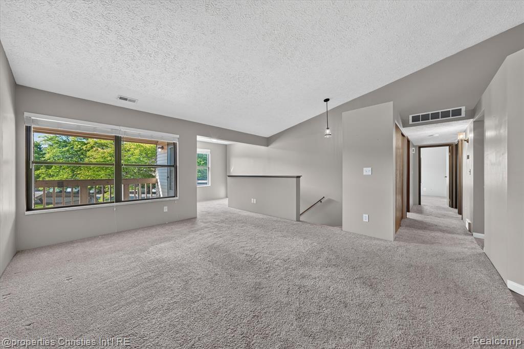 61175 Greenwood Drive — photo