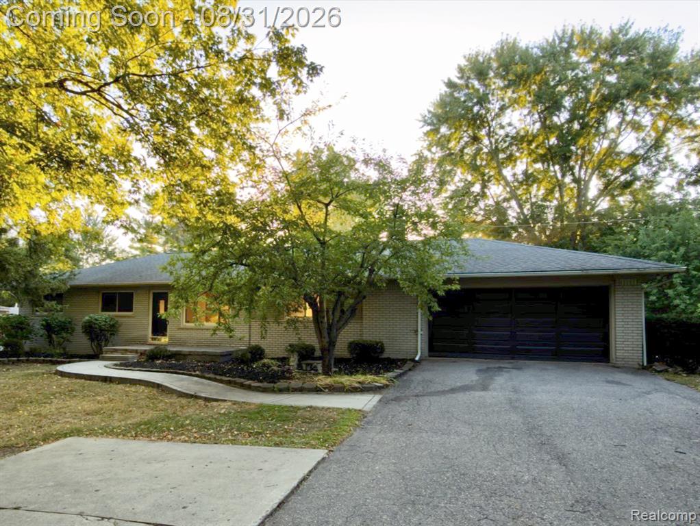 24750 Taft Road — photo