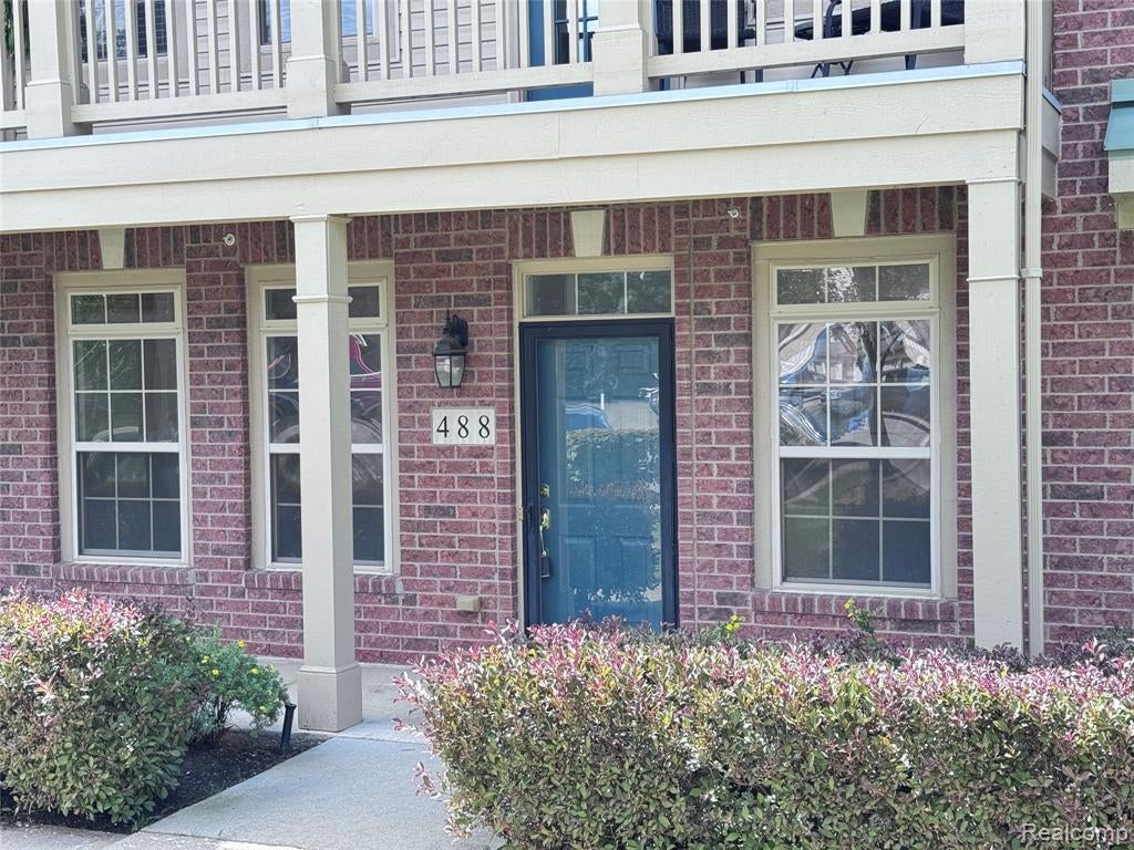 488 Village Drive — photo
