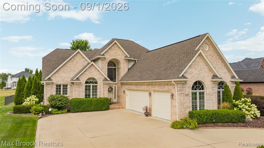 15657 Kingsway Drive — photo