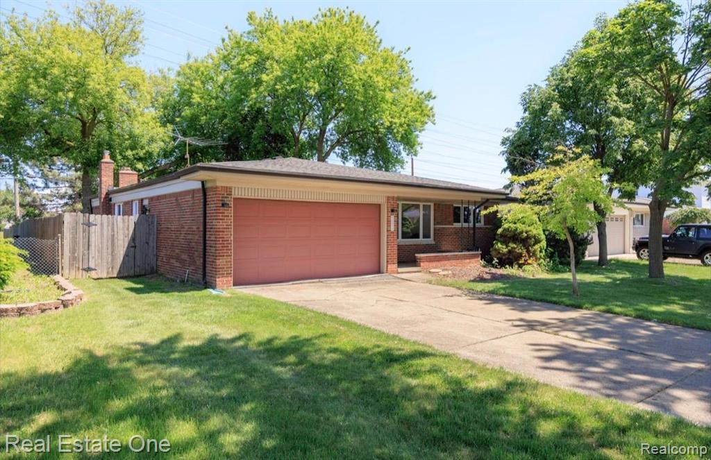 36424 Clifford Drive — photo