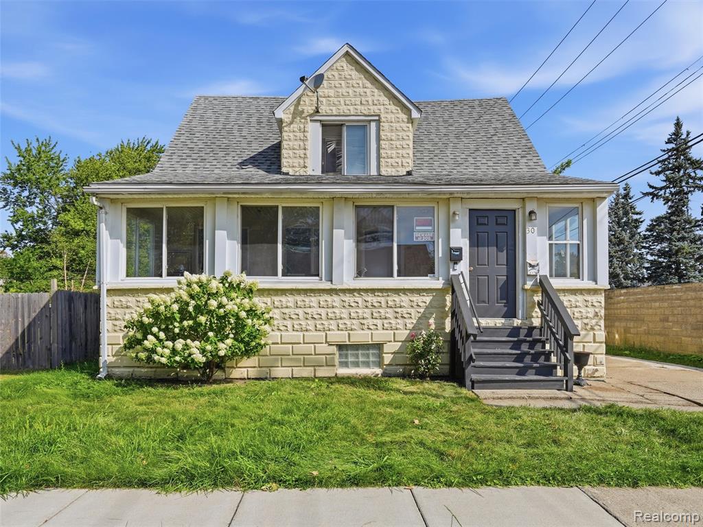 30 W Granet Avenue — photo