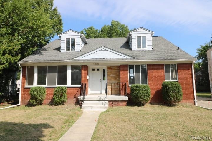 1609 E Court Street — photo