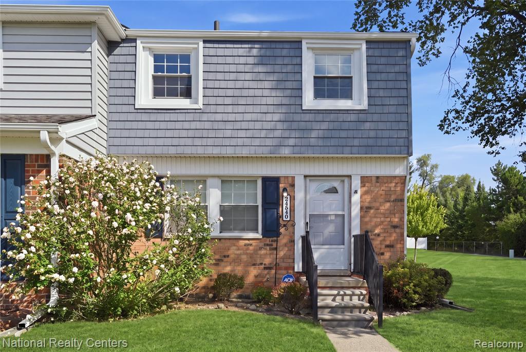 24540 Olde Orchard Street 29 — photo