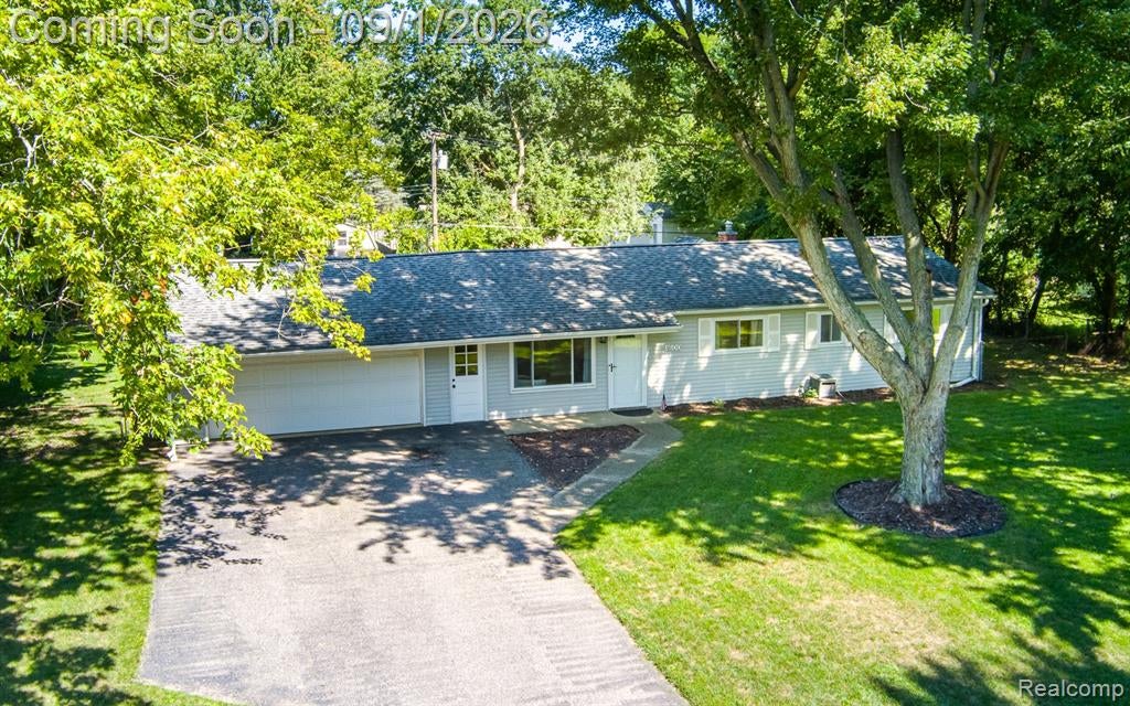 4600 Independence Drive — photo