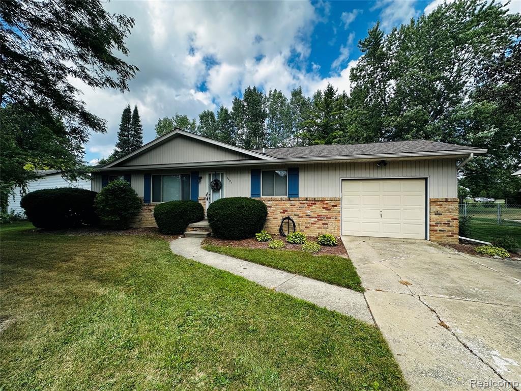 5427 Ole Banner Trail — photo