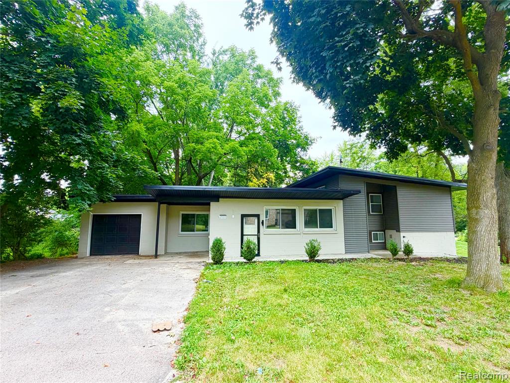 2920 Valley Drive — photo