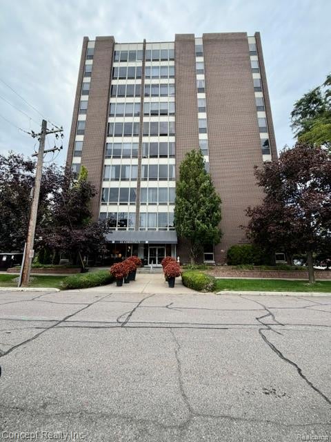 20 Chestnut Street 602 — photo