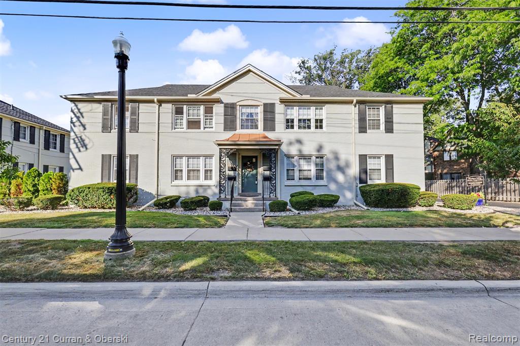 726 S Military Street — photo