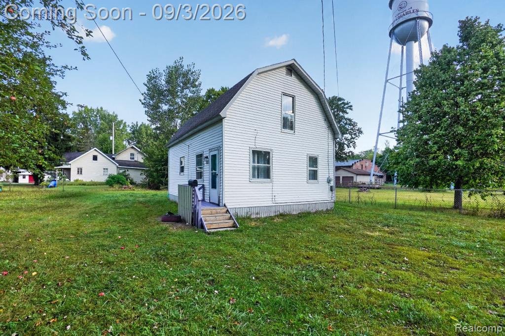 317 E Belle Avenue — photo