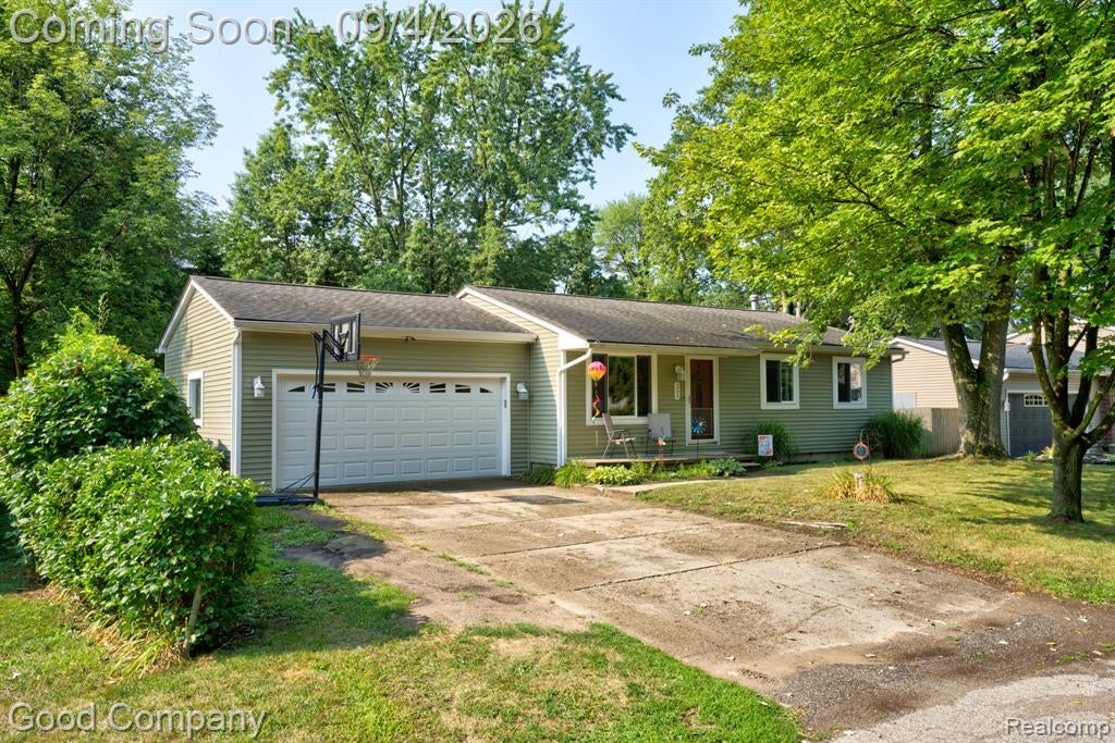 255 Oriole Street — photo