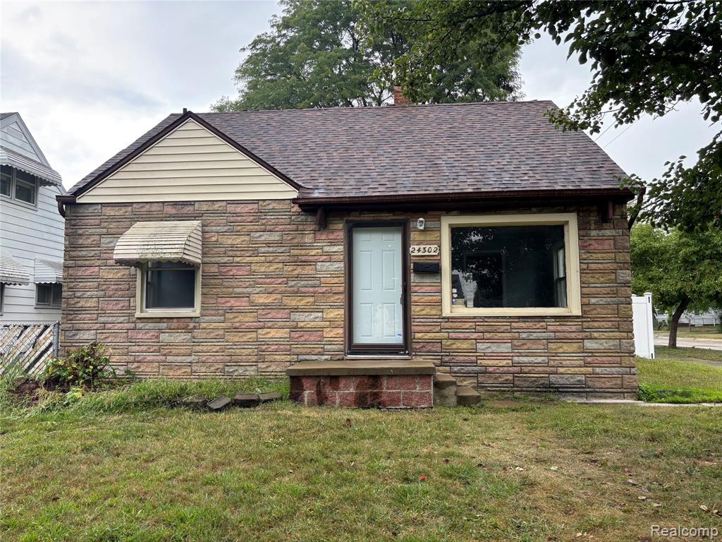 24302 Lehigh Street — photo