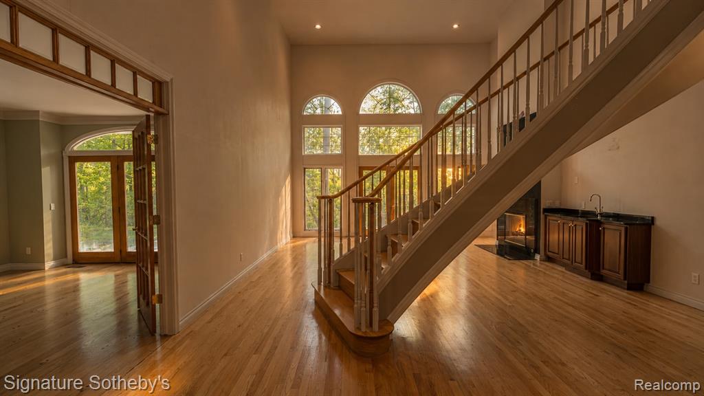2855 Cranbrook Ridge Court, Rochester Hills, MI 48306 — photo 3