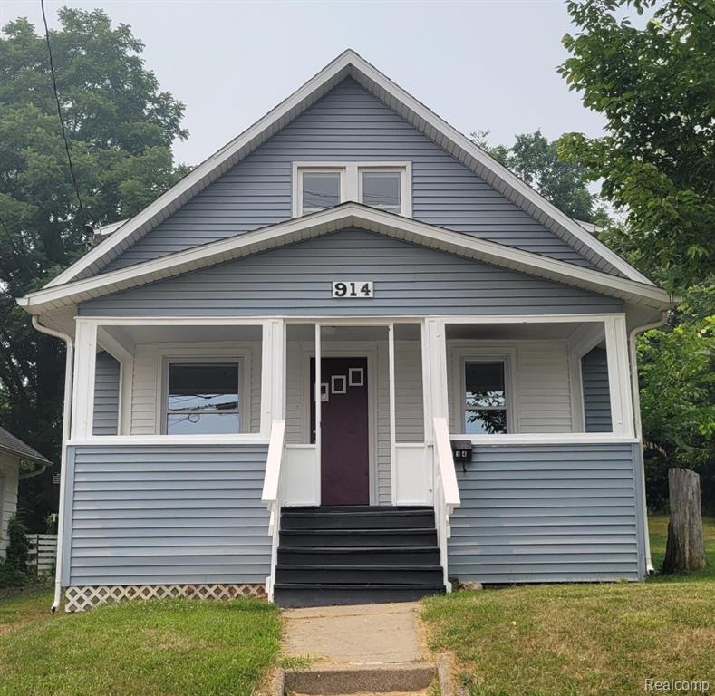 914 Middle Street — photo