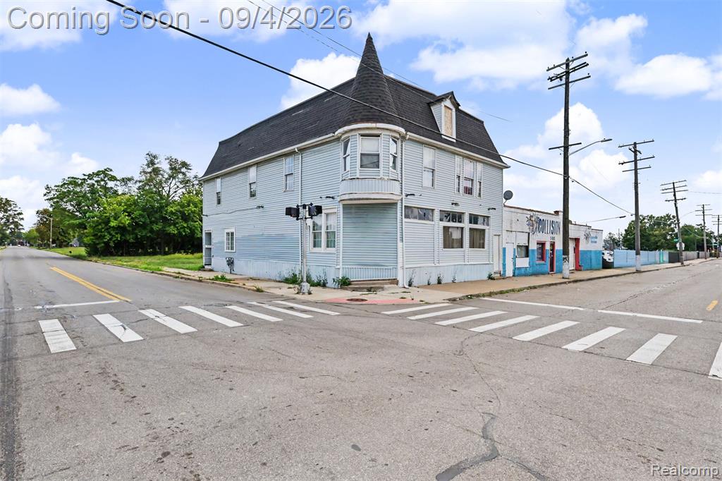 4187 Junction Avenue — photo