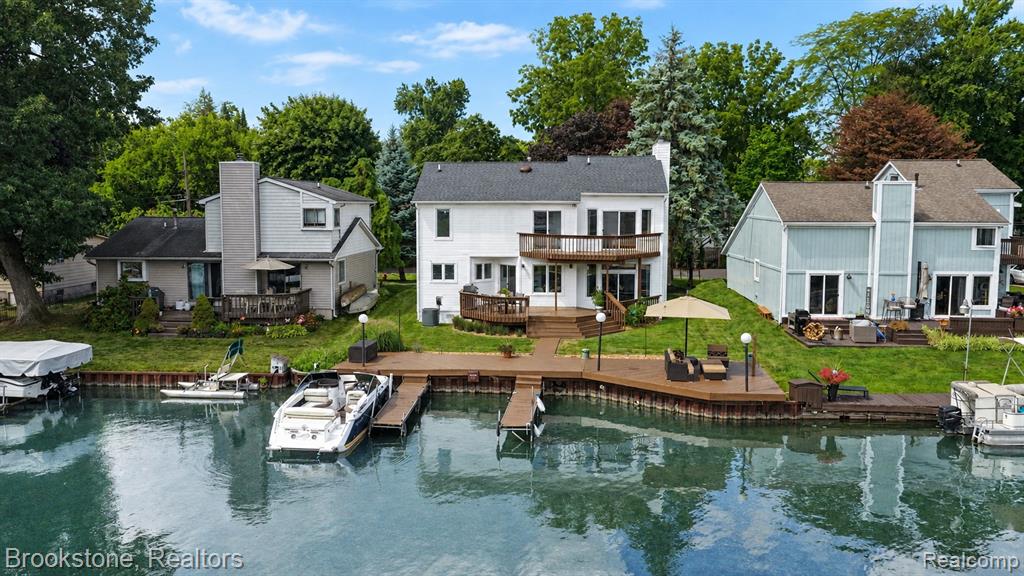 1839 Rustic, Keego Harbor, MI 48320 — photo 2