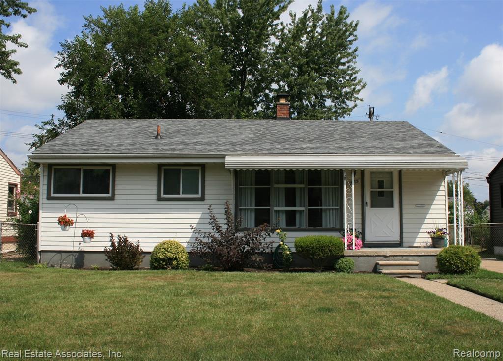 33702 Leona Street — photo