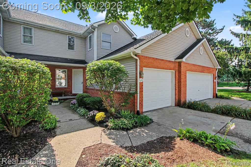 1318 Steeplechase Court — photo